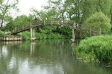 Tenfoot Bridge httpsuploadwikimediaorgwikipediacommonsthu