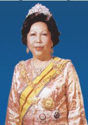 Tengku Zainab httpsuploadwikimediaorgwikipediams226Img