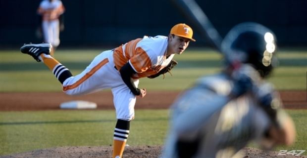 Tennessee Volunteers baseball Tennessee Vols baseball starts in style punishes Purdue