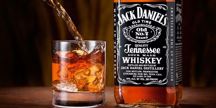 Tennessee whiskey Jack Daniel39s amp Tennessee Whiskey Law AskMen