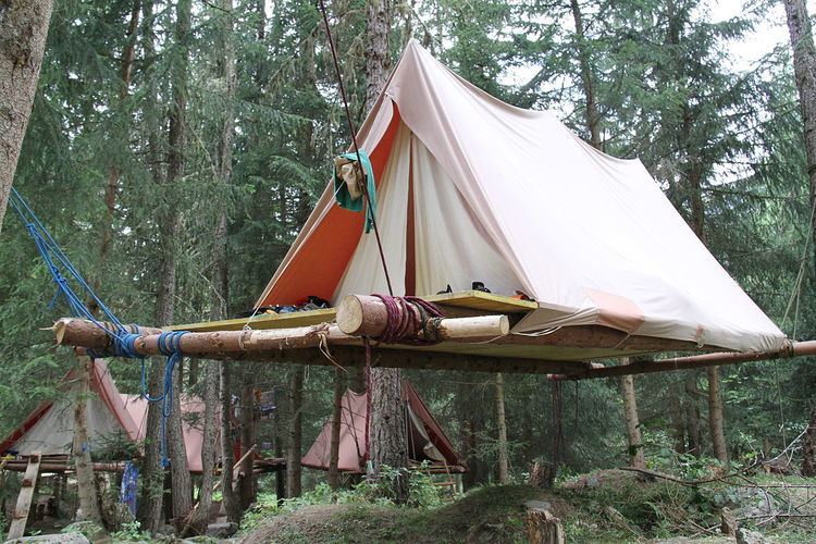 Tent platform