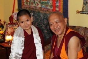 Tenzin Phuntsok Rinpoche IMG0413e1310057190904jpgx33127