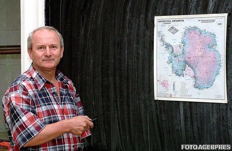 Teodor Negoiță A murit Teodor Negoita primul roman care a ajuns la Polul Nord