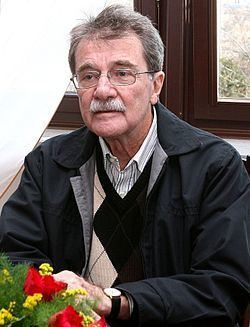 Teodoro Petkoff httpsuploadwikimediaorgwikipediacommonsthu