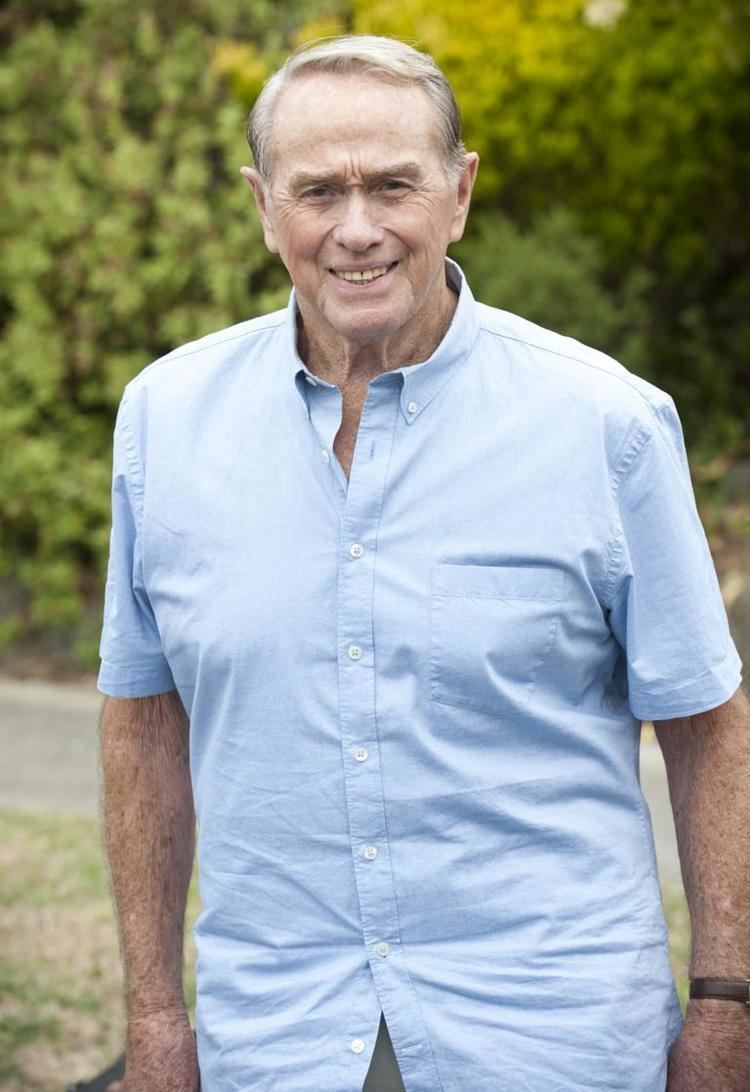 Terence Donovan (actor) Neighbours Terence Donovan on Dougs return and issue storyline