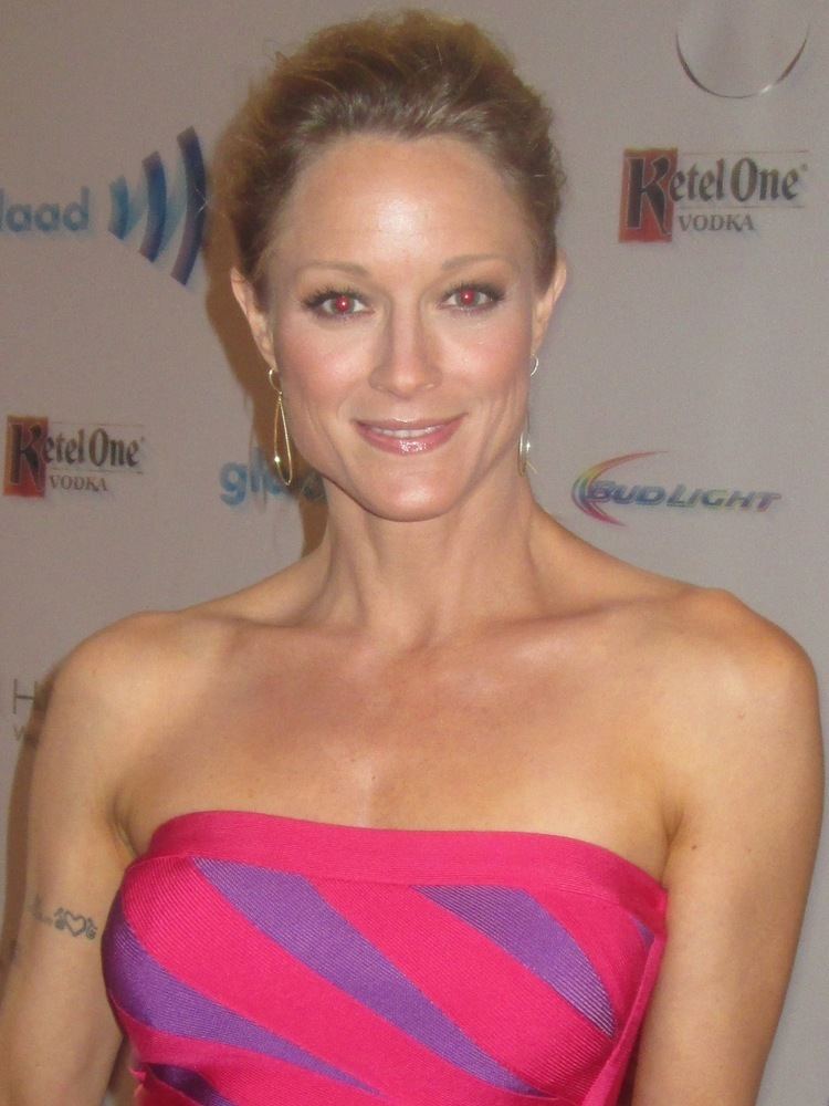 Teri Polo httpsuploadwikimediaorgwikipediacommons99