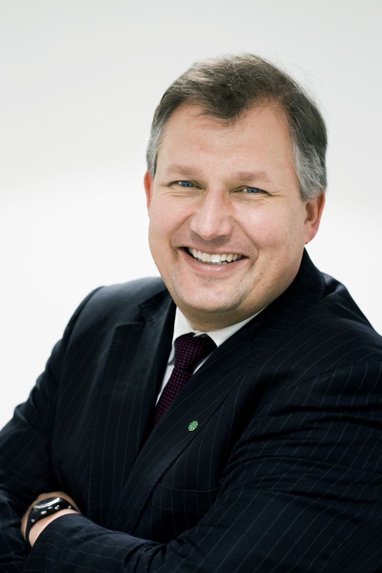 Terje Riis-Johansen Norwegian top politician Terje RiisJohansen forgets passport