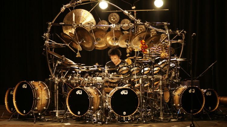 Terry Bozzio Terry Bozzio on Touring the World39s Largest Tuned Drum Kit