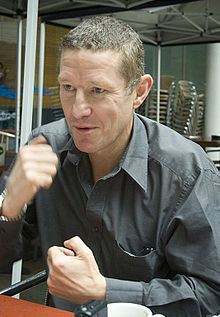 Terry Marsh (boxer) httpsuploadwikimediaorgwikipediacommonsthu