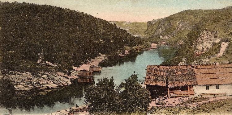 Teteriv River httpsuploadwikimediaorgwikipediacommonsthu
