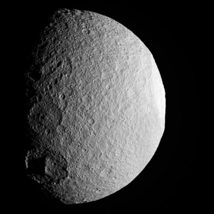 Tethys (moon) Saturn39s moon Tethys