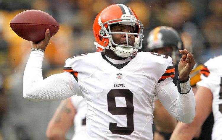 Thad Lewis Thad Lewis impresses in NFL debut despite Cleveland Browns loss