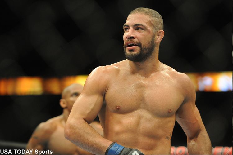 Thales Leites Thales Leites Knocks Out Francis Carmont at UFC Fight