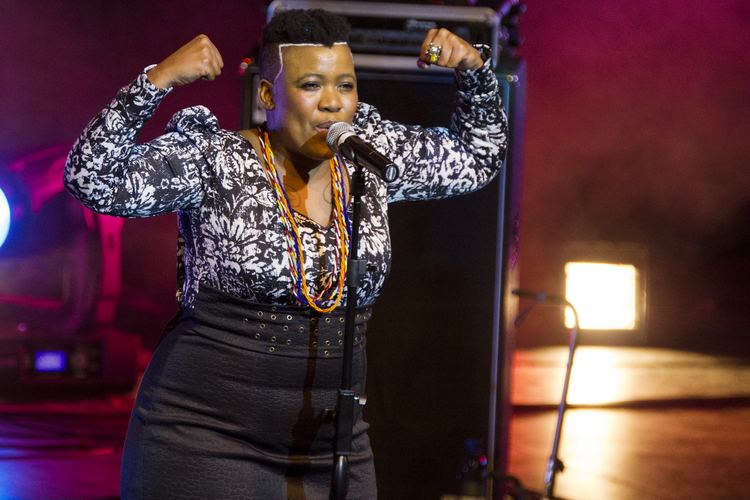 Thandiswa Mazwai QampA Getting to know Thandiswa Mazwai Cue Online