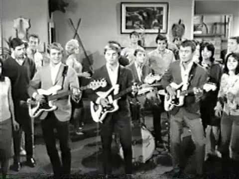 The Astronauts (band) THE ASTRONAUTS surf band SPEEDY GONZALES 1965 YouTube