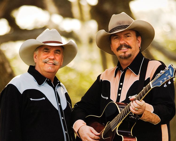 The Bellamy Brothers southernjunctionlivecomwpcontentuploads20151