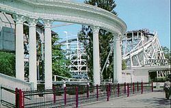 The Bobs (roller coaster) httpsuploadwikimediaorgwikipediacommonsthu