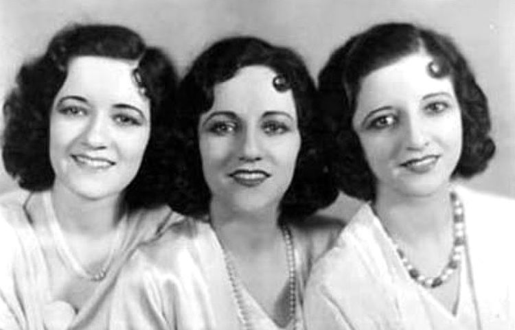 The Boswell Sisters httpsuploadwikimediaorgwikipediacommons22