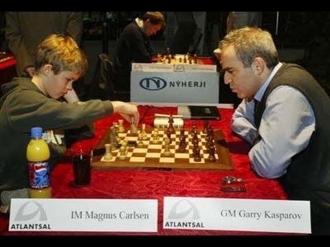 Young magnus vs Kasparov #chess #chesstok #NextLevelDish #chessmaster