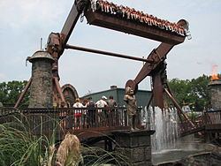 The Crypt (Kings Dominion) httpsuploadwikimediaorgwikipediacommonsthu