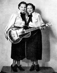 The DeZurik Sisters httpsuploadwikimediaorgwikipediacommons77