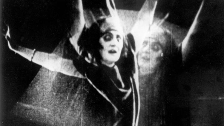 The Fall of the House of Usher (1928 French film) The Fall of the House of Usher 1928 MUBI