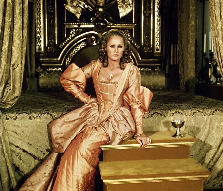 The Fifth Musketeer Ursula Andres in The fifth musketeer 1979 Pinterest Ursula andress