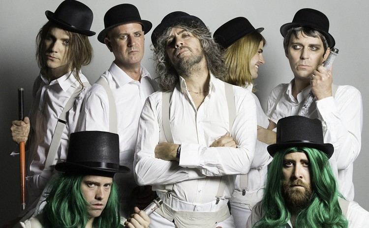 The Flaming Lips Oczy Mlody39 Check Out The Flaming Lips39 New Album amp Upcoming Tour