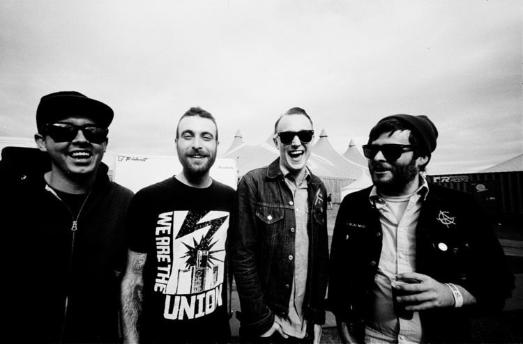 The Flatliners Check Out A New Song from The Flatliners Noisey