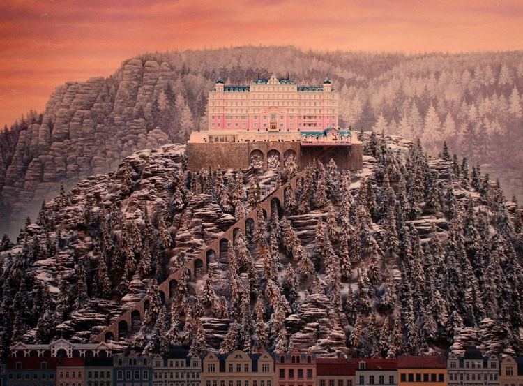 The Grand Substitution movie scenes The story of THE GRAND BUDAPEST HOTEL is told in a flashback of a flashback and while that might sound confusing it isn t trust me 