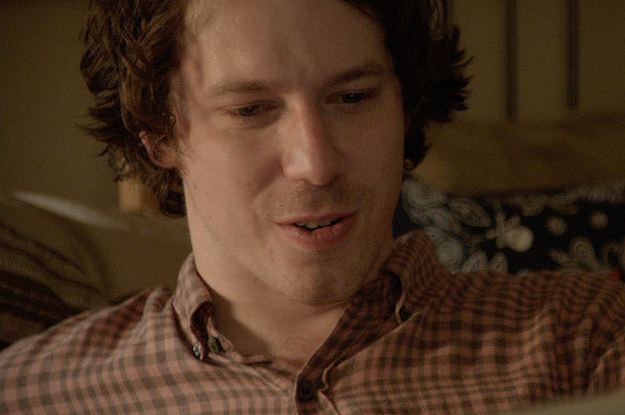 The Heart Machine John Gallagher Jr Worries Hes Being Catfished In The Heart Machine