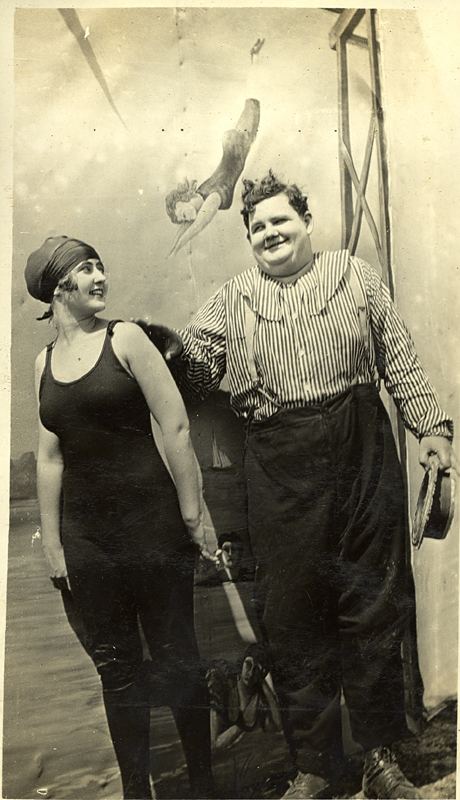 The Heroes (1916 film) Ollie Hardy in The Heroes 1916 clowning with Rae Godfrey Stan