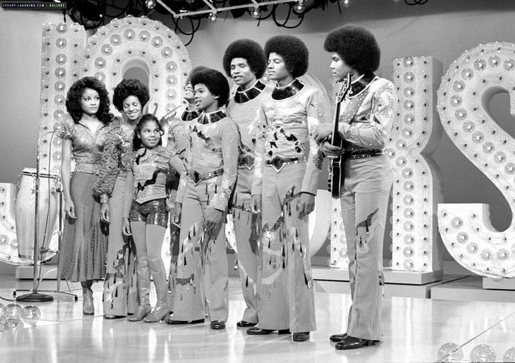 The Jacksons (TV series) The Jacksons TV Series juin 1976 janvier mars 1977 On Michael