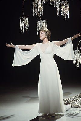 The Julie Andrews Hour 78 Best images about 197273 The Julie Andrews Hour on Pinterest