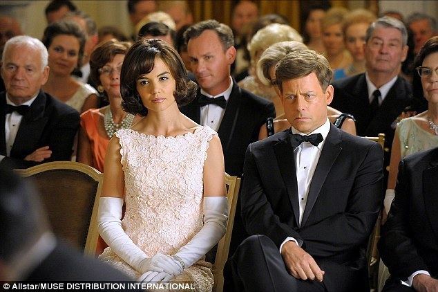 The Kennedys: After Camelot Matthew Perry will play Senator Ted Kennedy in Reelzs new