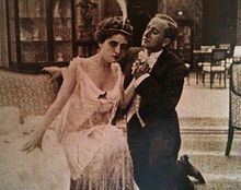 The Lady of the Camellias (1915 Serena film) httpsuploadwikimediaorgwikipediacommonsthu