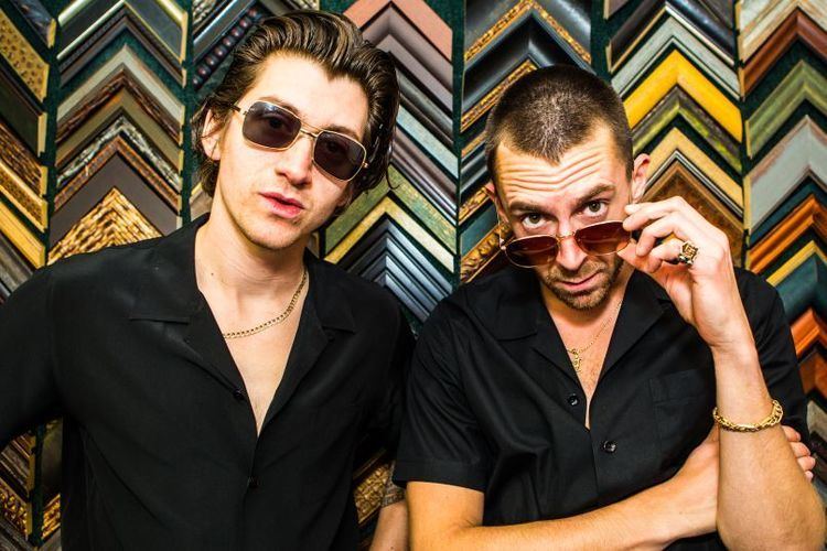 The Last Shadow Puppets The Last Shadow Puppets and the Weight of Expectation Consequence