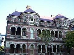 The Mansions, Brisbane httpsuploadwikimediaorgwikipediacommonsthu