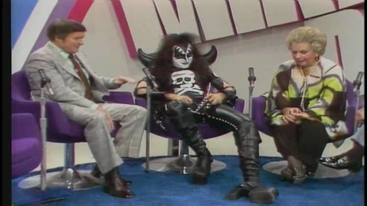 The Mike Douglas Show KISS The Mike Douglas Show Interview YouTube