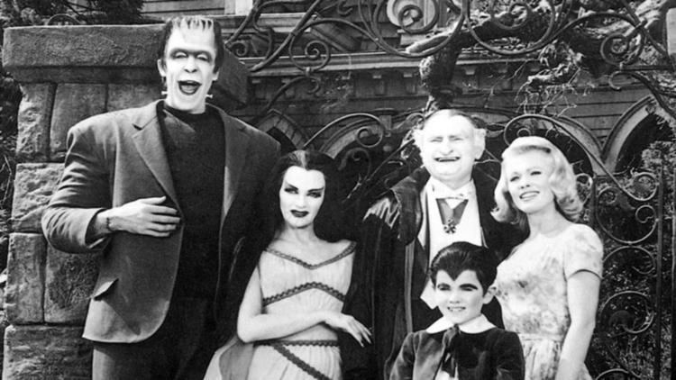 The Munsters A Millennial Reviews The Munsters Is Punk as Hell Observer