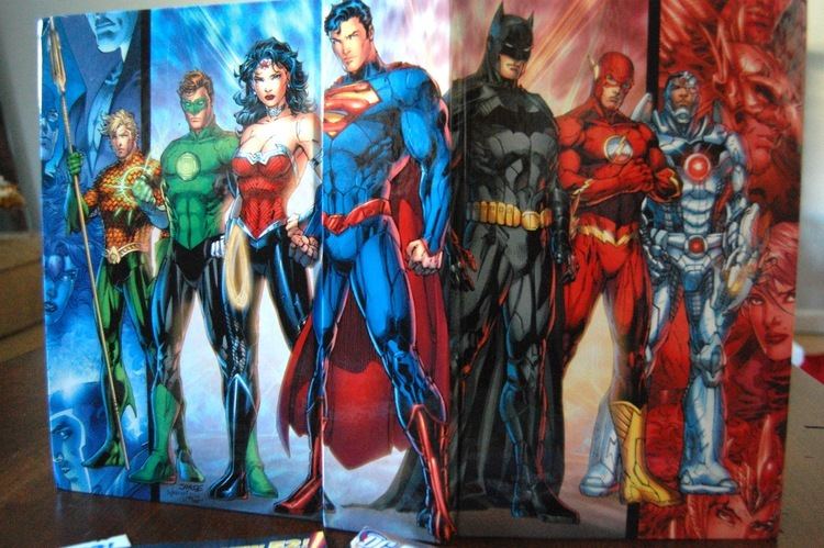 The New 52 DC Comics The New 52 Hardcover Compilation Review 1200 Pages