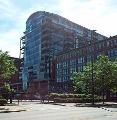 The Pinnacle (Cleveland) httpsuploadwikimediaorgwikipediacommonsthu