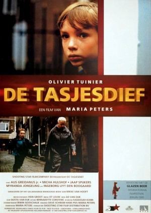 The Purse Snatcher De Tasjesdief 1995 MovieMeternl