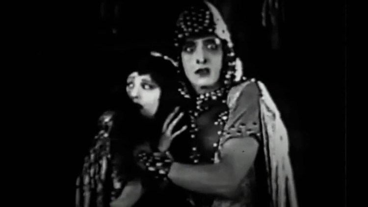 The Queen of Sheba (1921 film) The Queen of Sheba 1921 Lost Film YouTube