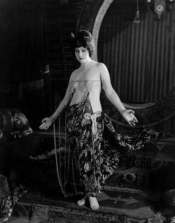 The Queen of Sheba (1921 film) Betty Blythe in one of her many nearnude costumes in the 1921 film