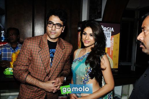 The Royal Bengal Tiger (film) Abir Chatterjee Shraddha Das Premiere of Rajesh Gangulys Bengali