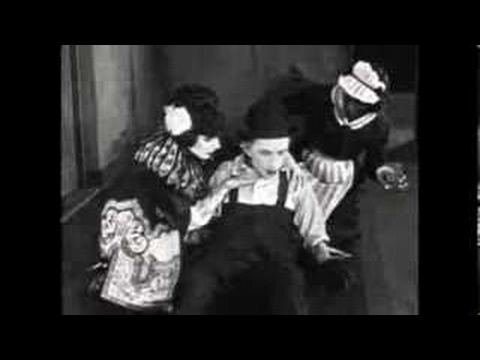 The Show (1922 film) The Show1922Larry Semon and Oliver Hardy A crazy short comedy