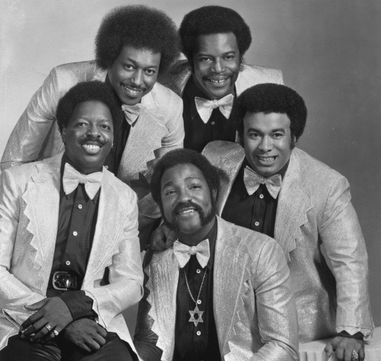 The Spinners (American R&B group) Bobbie Smith Voice of the Spinners Dies at 76 The New York Times