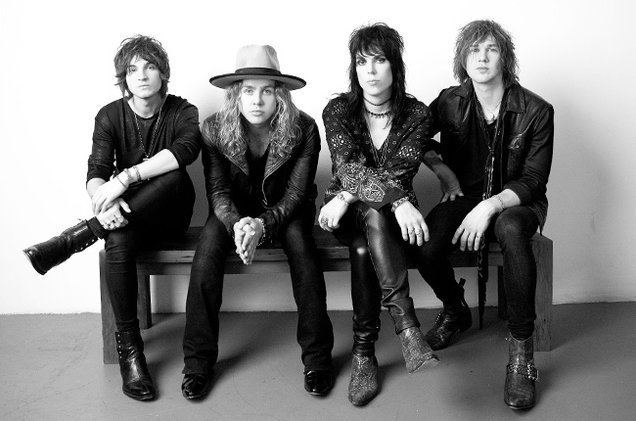 The Struts The Struts Premiere Live Version of 39Put Your Money On Me39 From