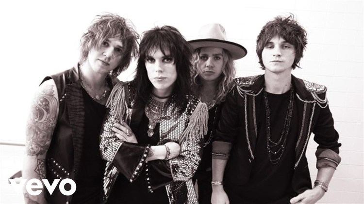 The Struts The Struts Kiss This Official Video YouTube